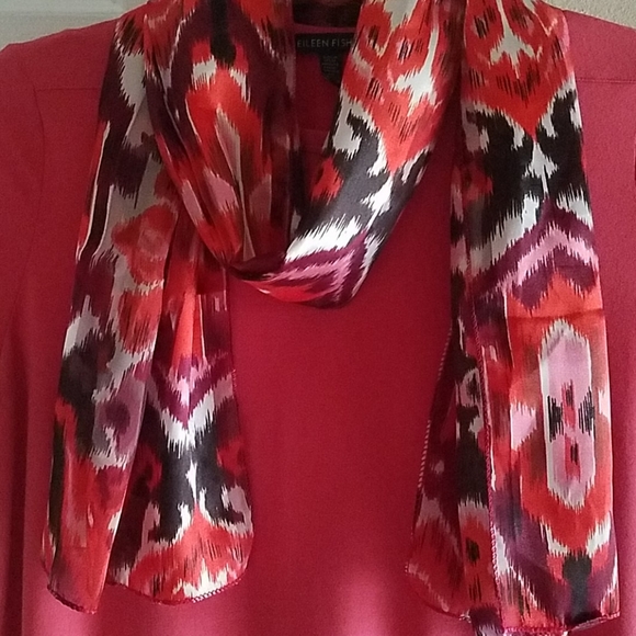 Fashion scarf, Red, pink and black, size 13x60 - Picture 4 of 4